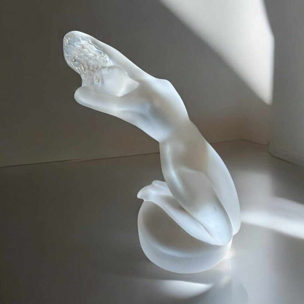 Lalique Frosted Crystal Art Deco "Hood" Ornament"